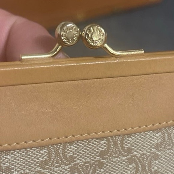 Vintage Celine Macadam kisslock coin wallet - Picture 4 of 13